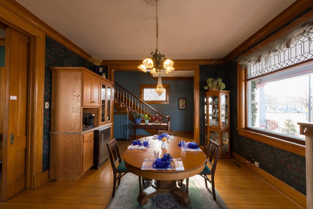 Astor House Bed & Breakfast Green Bay Exterior foto